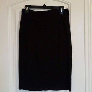 Black stretchy pencil skirt